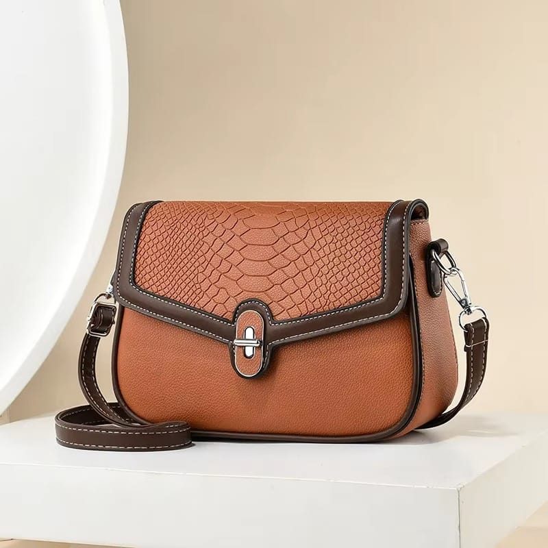 Small Handbags & Shoulder Bags